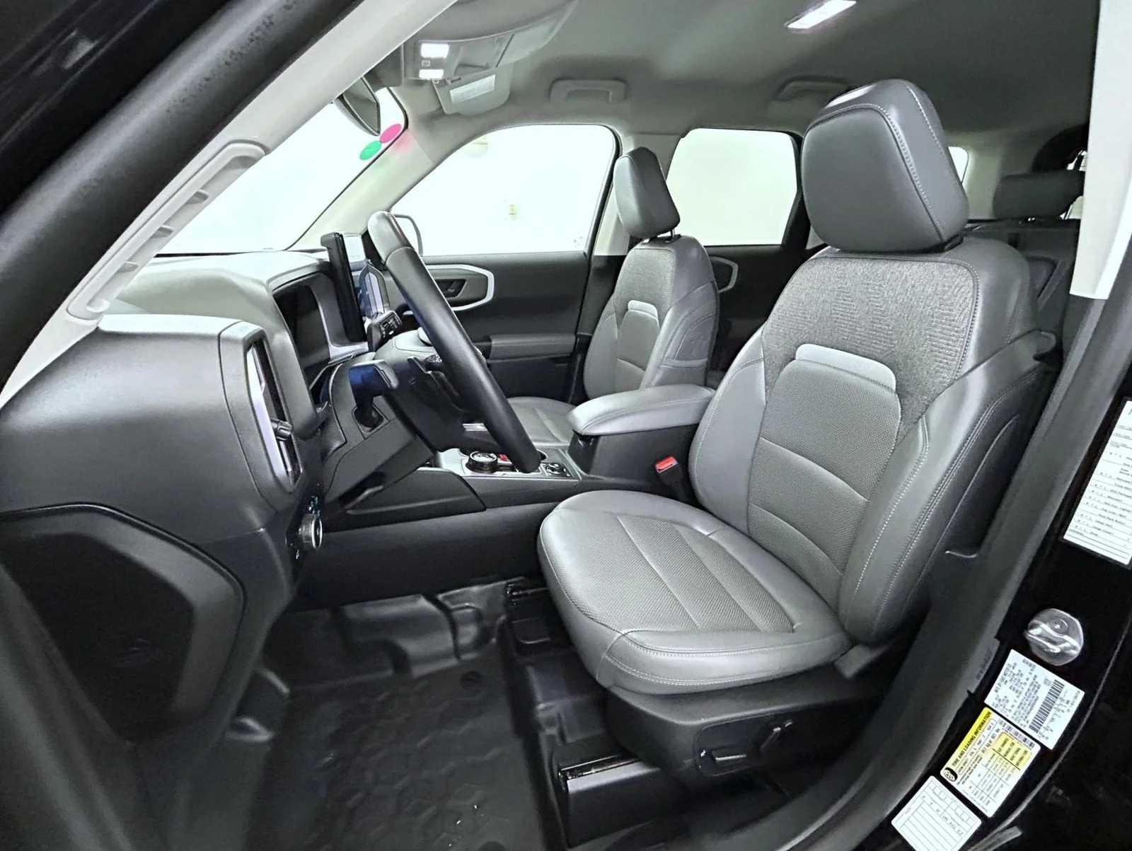 Used 2025 Black Ford Badlands image 10