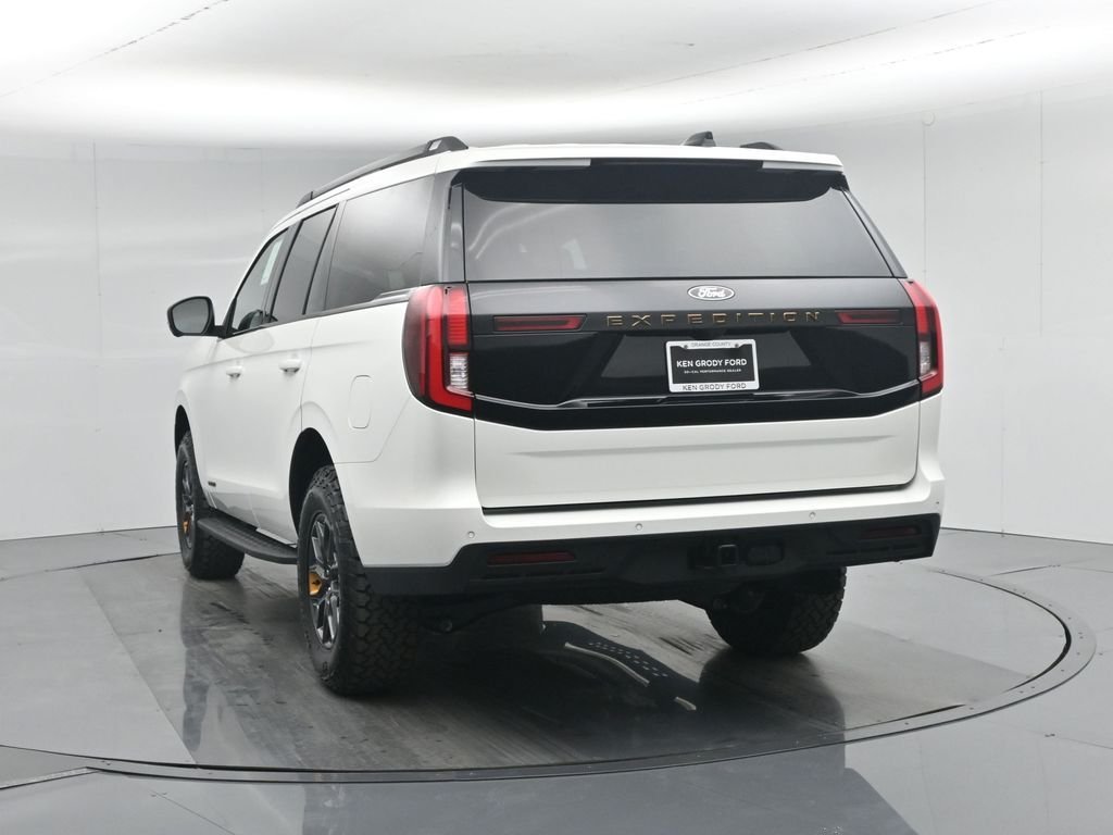 New 2026 Star White Metallic Tri-Coat Ford Tremor image 32