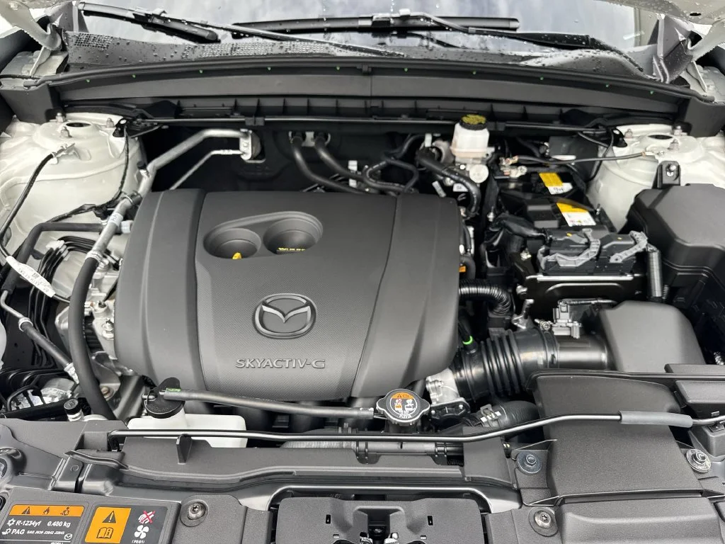 New 2026 White Metallic Mazda 2.5 S AWD image 56