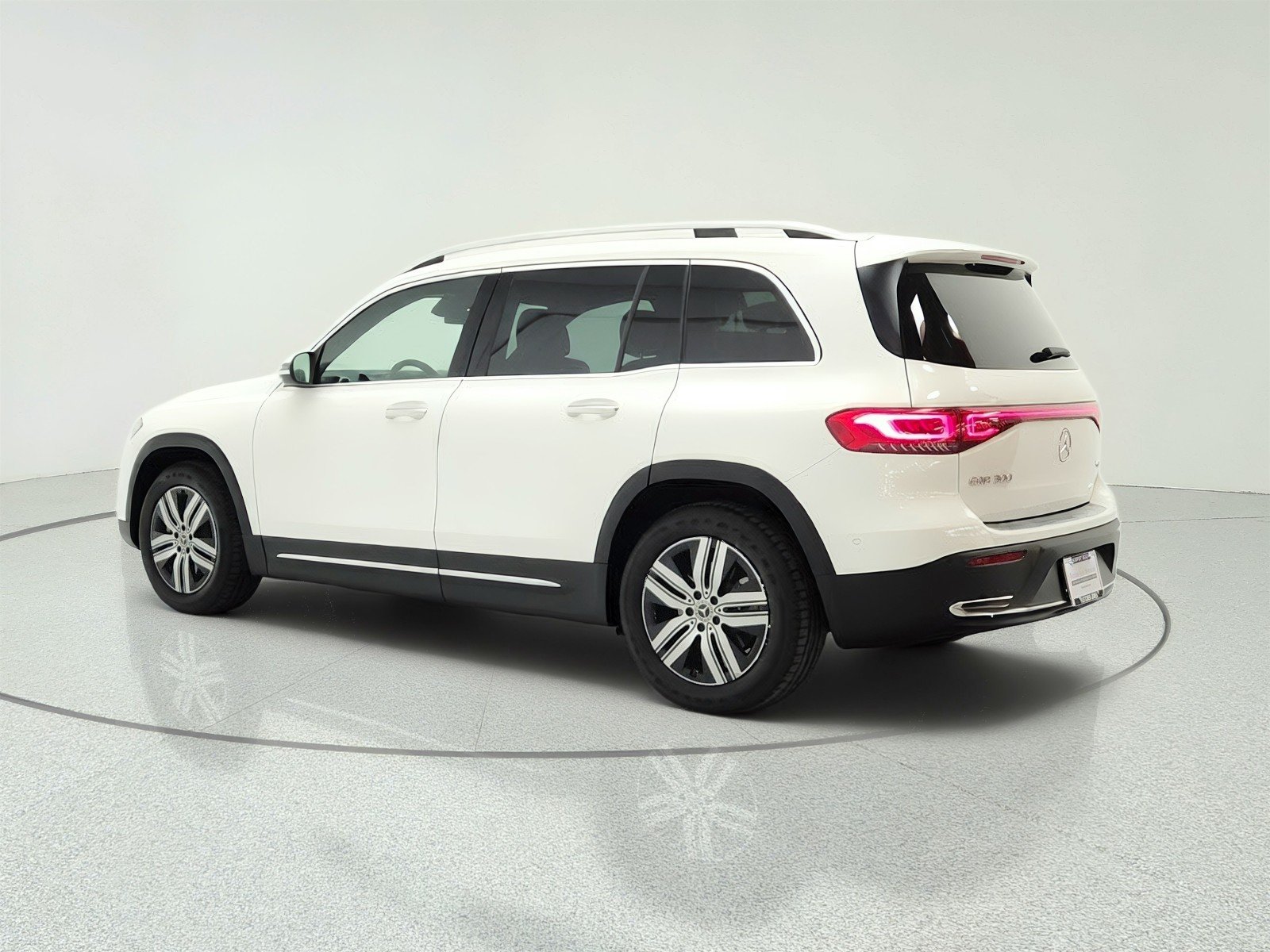 Used 2023 Polar White Mercedes-Benz EQB 300 4MATIC® SUV image 7