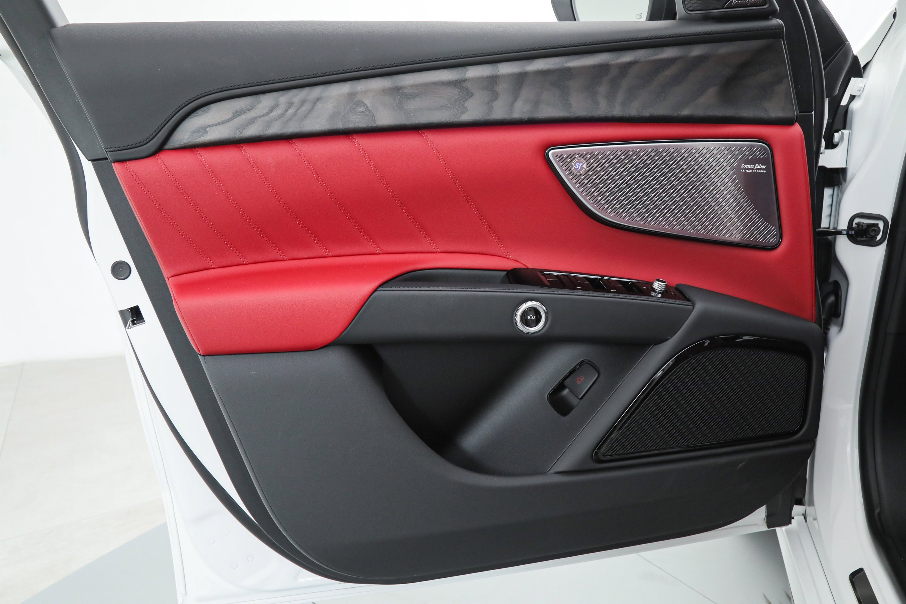 2026 Maserati Grecale Modena V6 - Photo 14