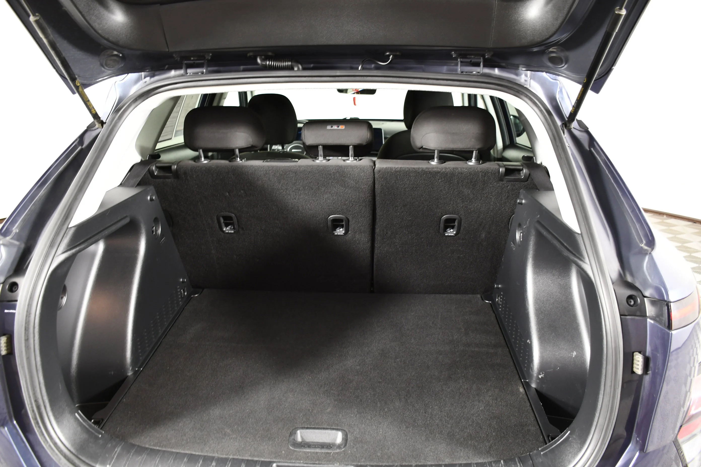 Used 2025 Denim Blue Hyundai SEL image 48