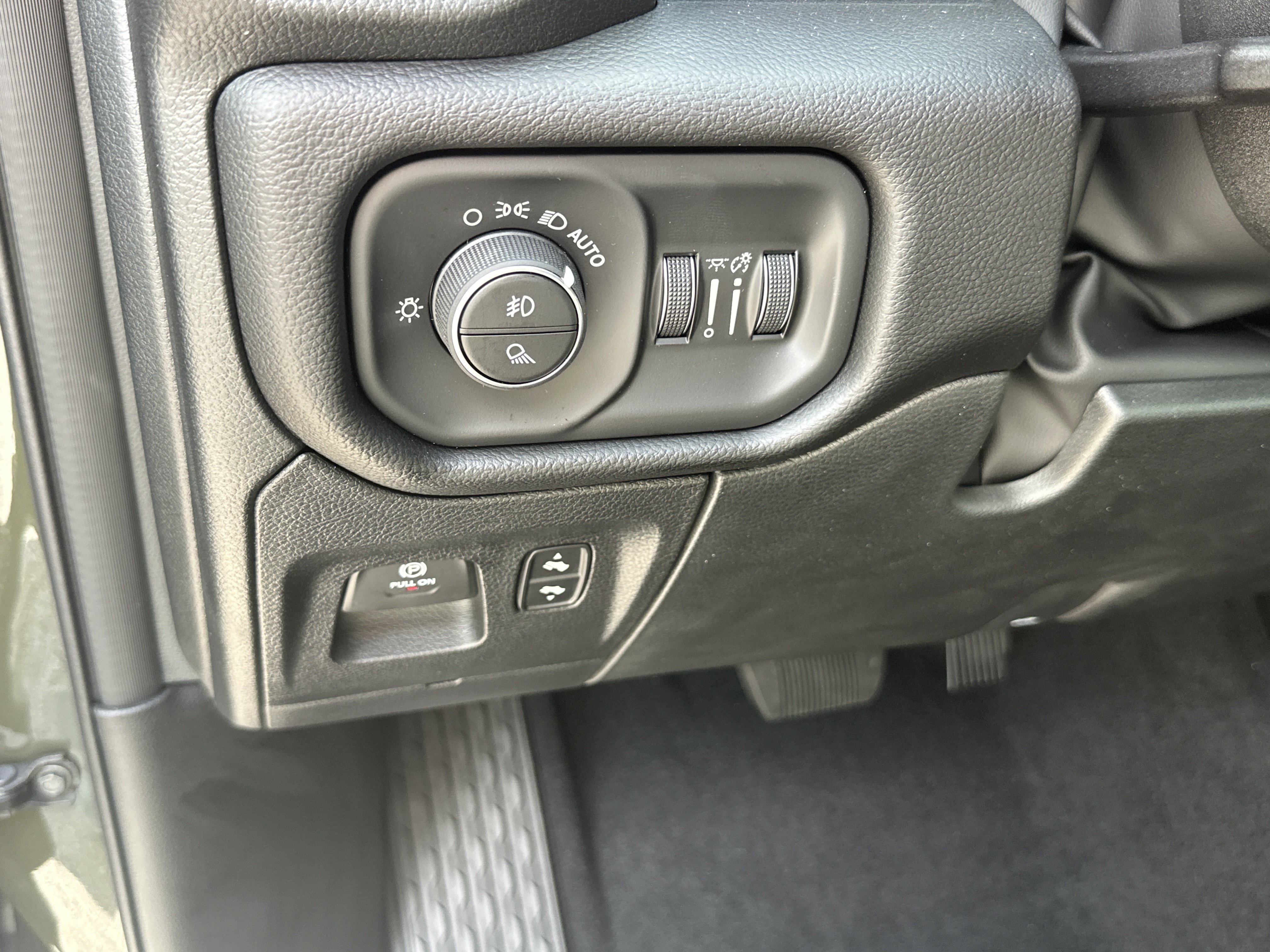 New 2026 Tank Exterior Paint RAM Rebel image 28