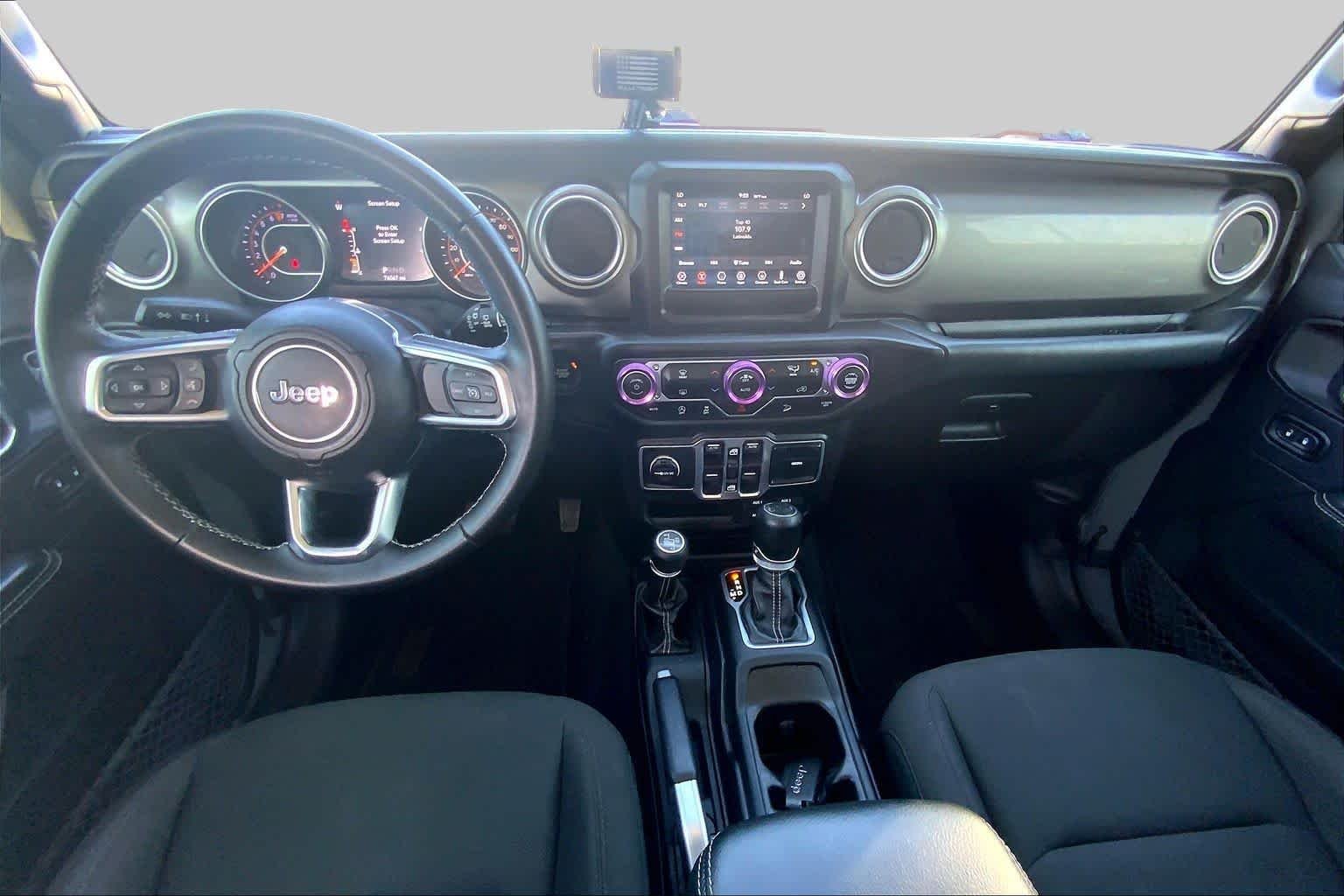 Used 2018 Sting-Gray Clearcoat Jeep Sahara image 15