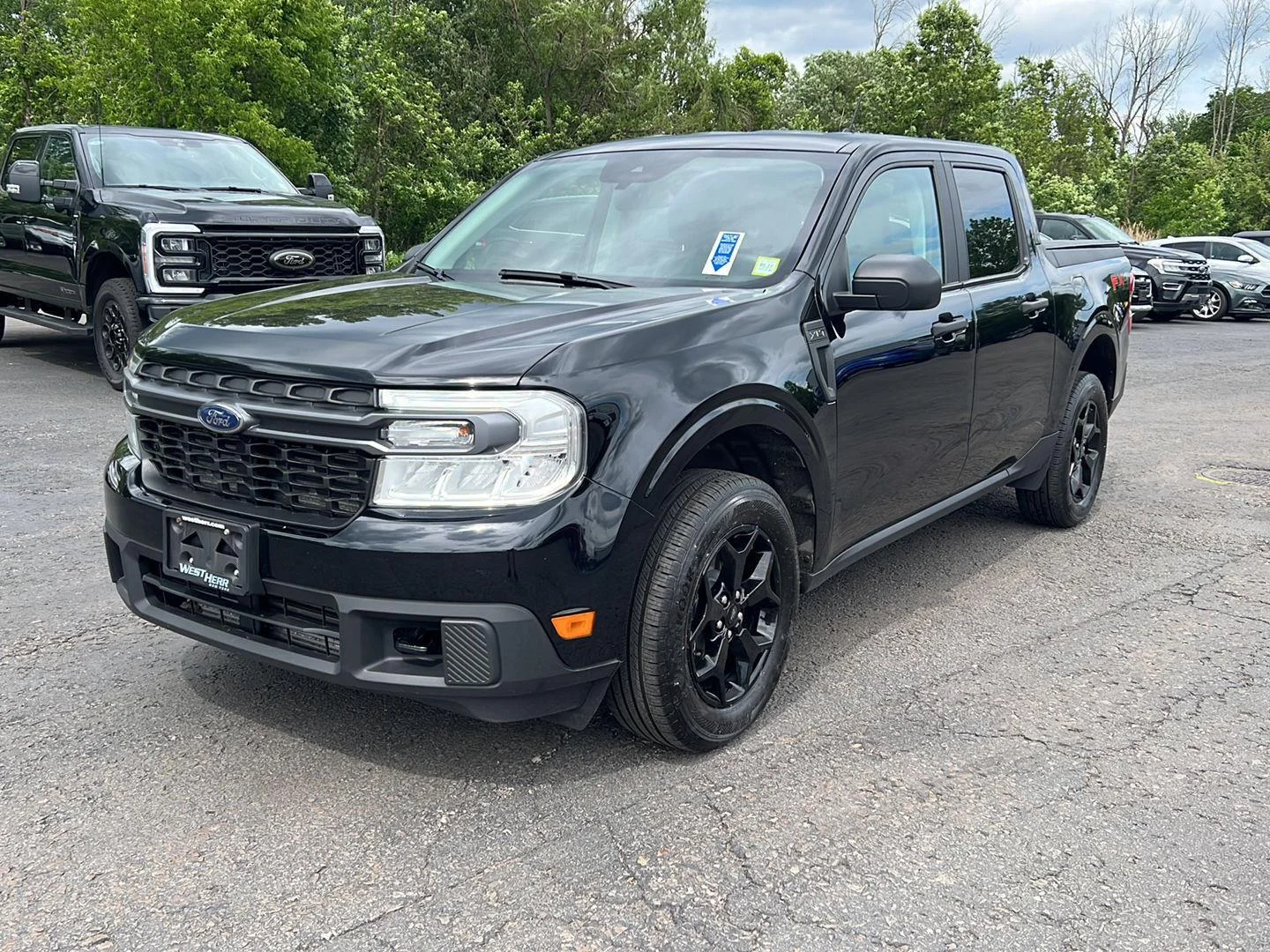 Used 2024 Shadow Black Ford XLT image 3