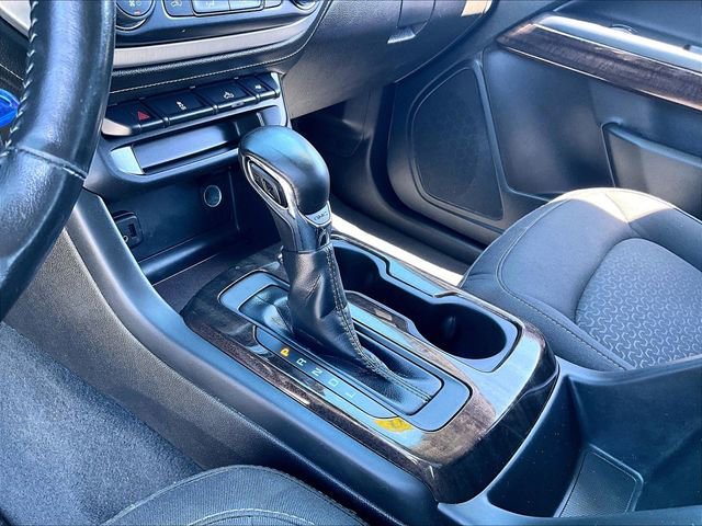 Used 2022 Blue Metallic GMC Elevation image 20