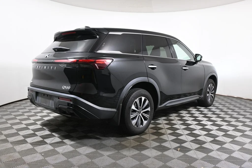 Certified Used 2023 Black INFINITI PURE image 7