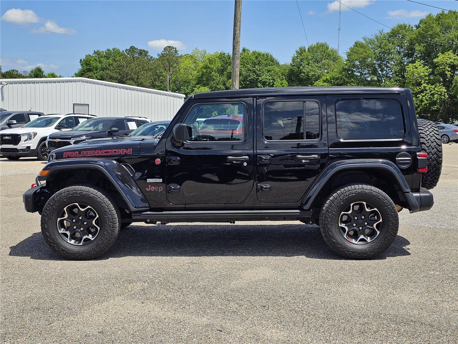 Certified Used 2020 Black Clearcoat Jeep Recon image 15