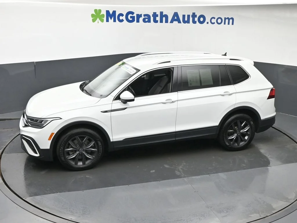 Used 2022 White Volkswagen 2.0T SE image 23