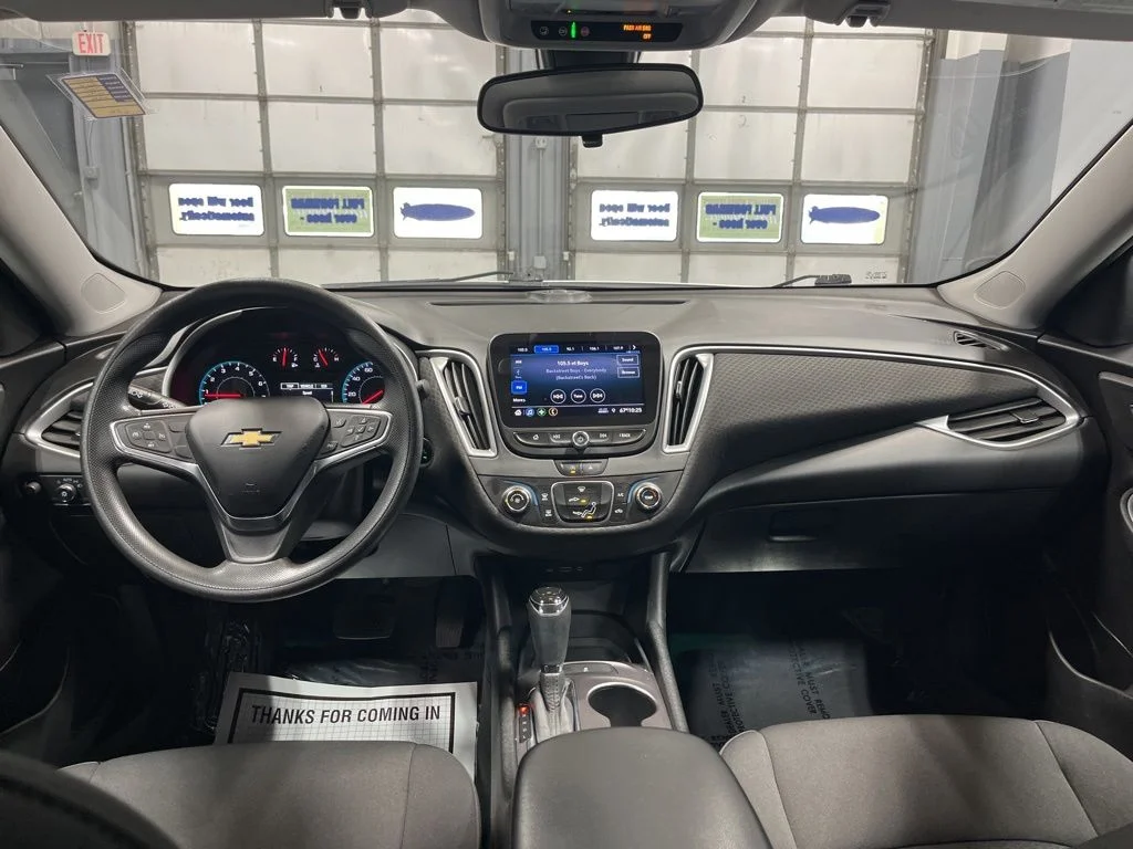 Used 2020 Summit White Chevrolet LS image 28