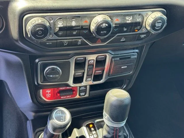 Used 2021 Black Jeep Rubicon image 35