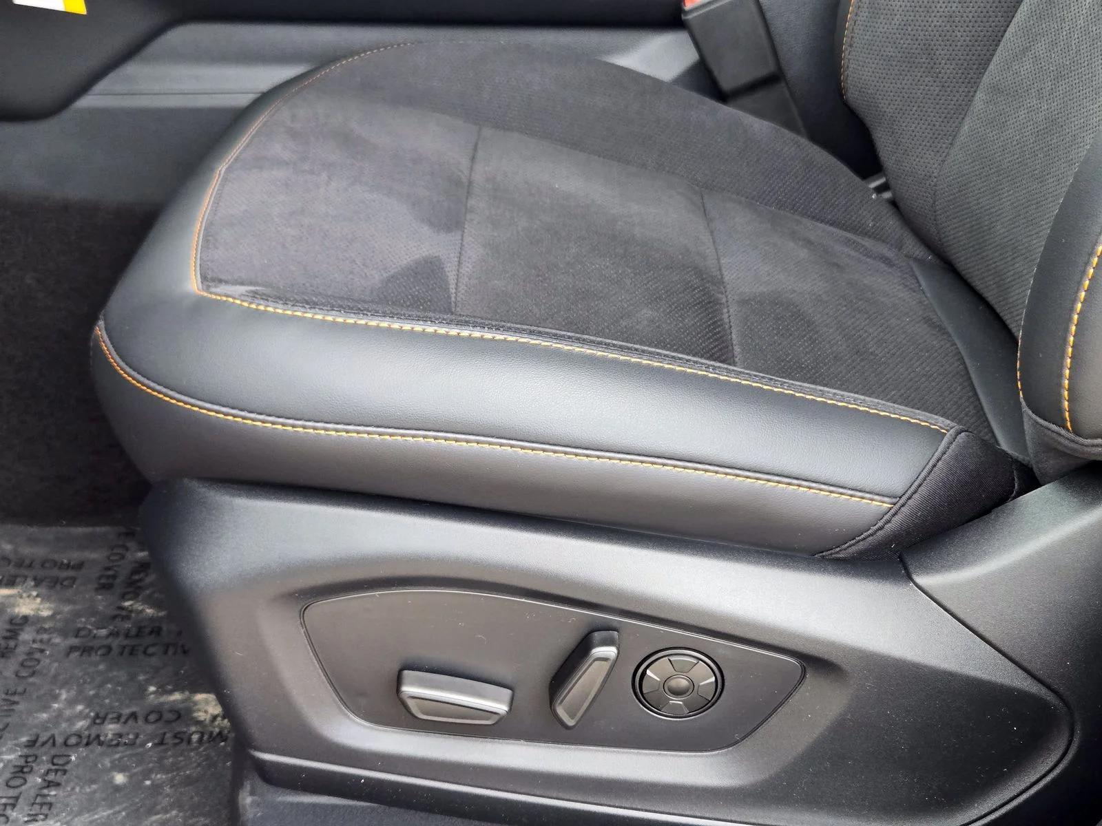 New 2026 Agate Black Metallic Ford Tremor® image 16