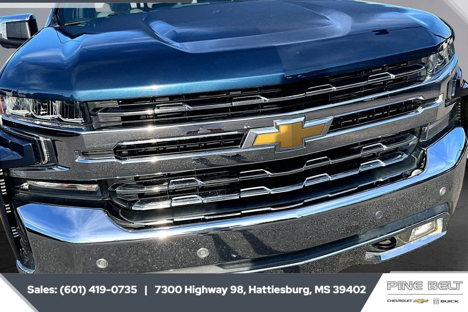 Used 2019 NORTHSKY BLUE METALLIC Chevrolet LTZ image 22