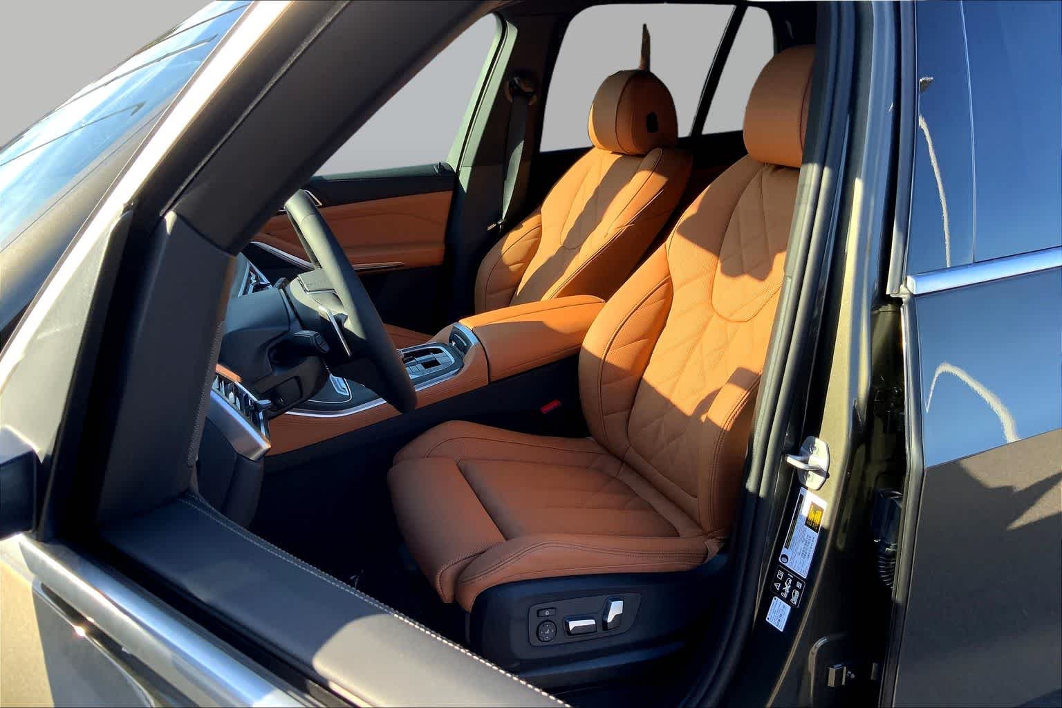 2026 BMW X5 40i - Photo 8