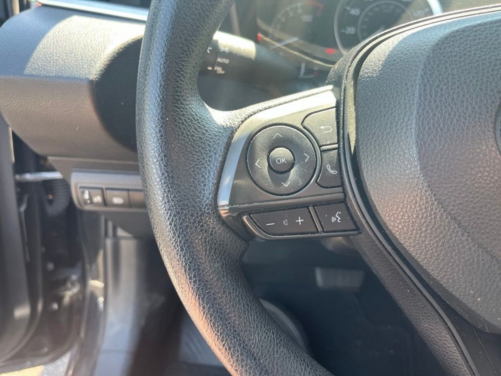 Used 2021 Black Sand Pearl Toyota LE image 9