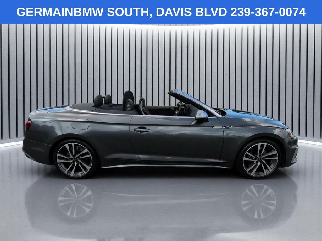 Used 2023 Daytona Gray Pearl Effect/Black Roof Audi 3.0T Premium Plus image 4