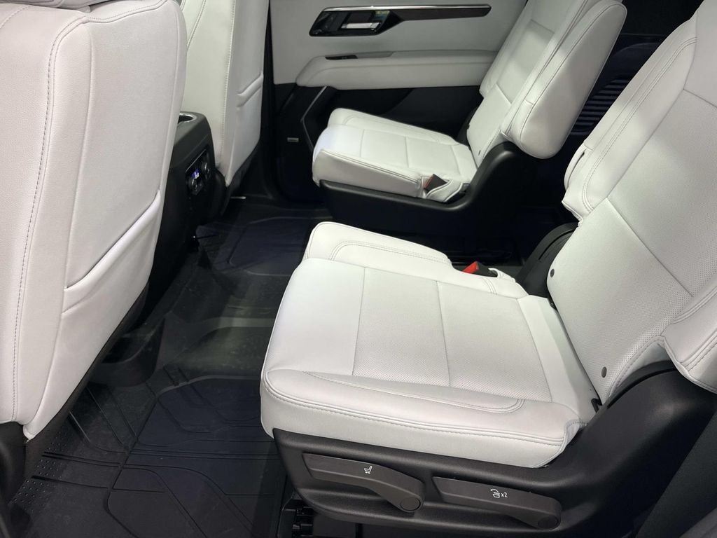 2026 Chevrolet Tahoe Premier - Photo 12