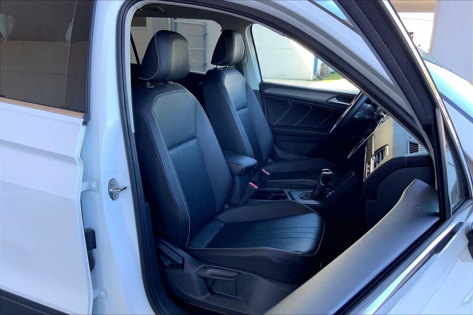 2022 Volkswagen Tiguan SE - Photo 9