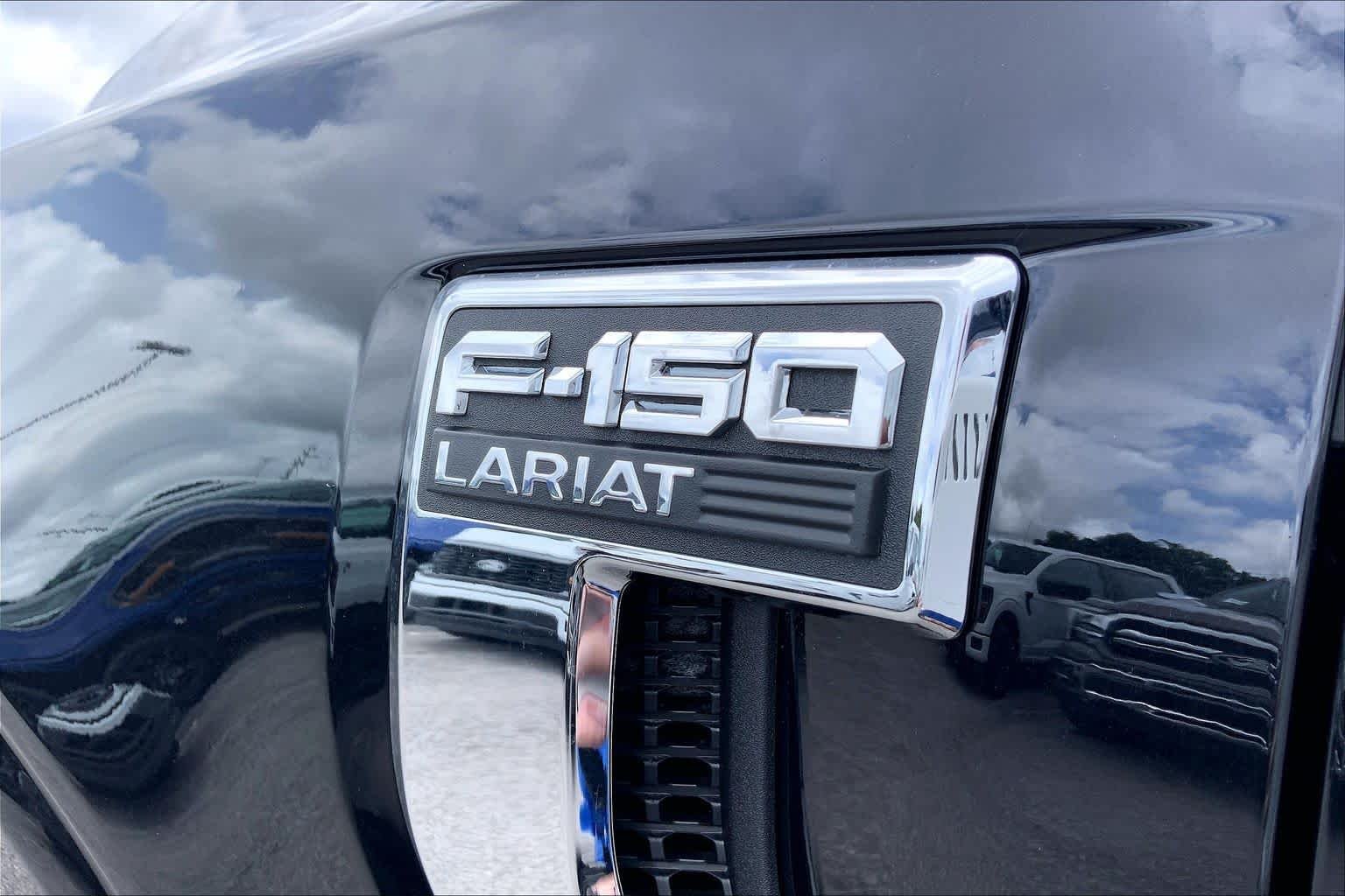 New 2026 Agate Black Metallic Ford Lariat® image 15
