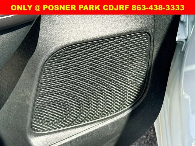New 2026 Bright White Clear-Coat Exterior Paint Chrysler  image 18