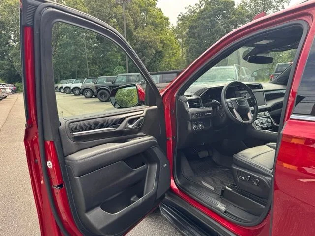 Used 2024 Red GMC Denali image 10