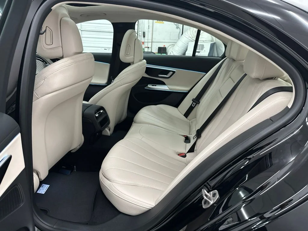 New 2027 Black Mercedes-Benz E 450 image 23