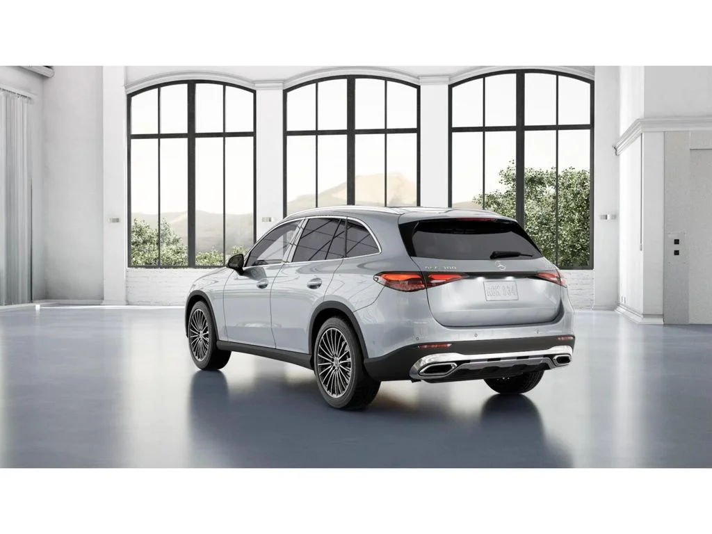 New 2027 Silver Mercedes-Benz GLC 300 image 28