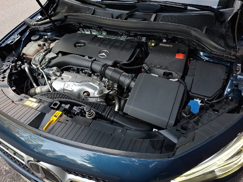 Used 2023 Blue Mercedes-Benz GLA 250 image 27