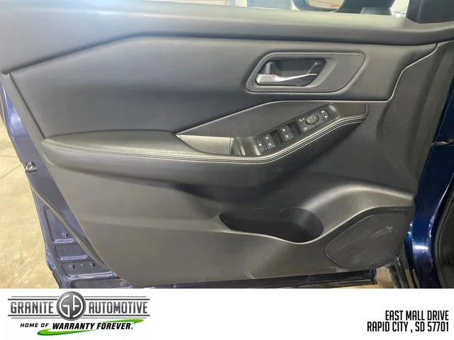 Used 2025 Blue Nissan SV image 12