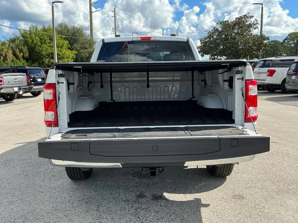 Used 2022 White Ford XL image 21
