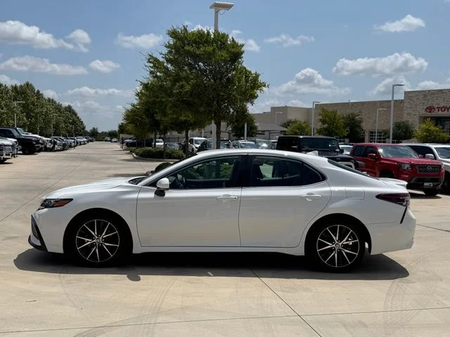 Certified Used 2024 ICE CAP Toyota SE image 7
