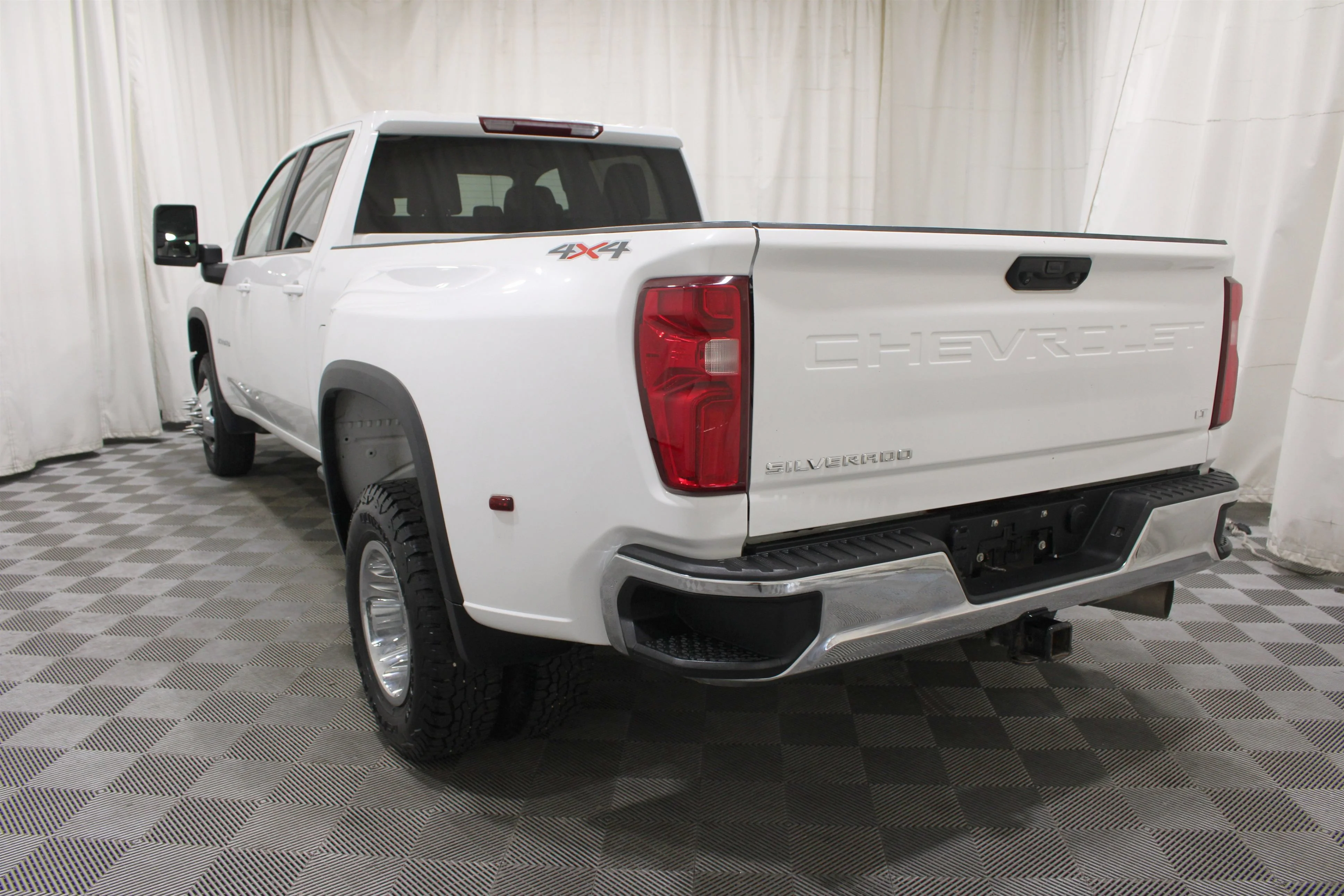 2024 Chevrolet Silverado 3500HD LT - Photo 31
