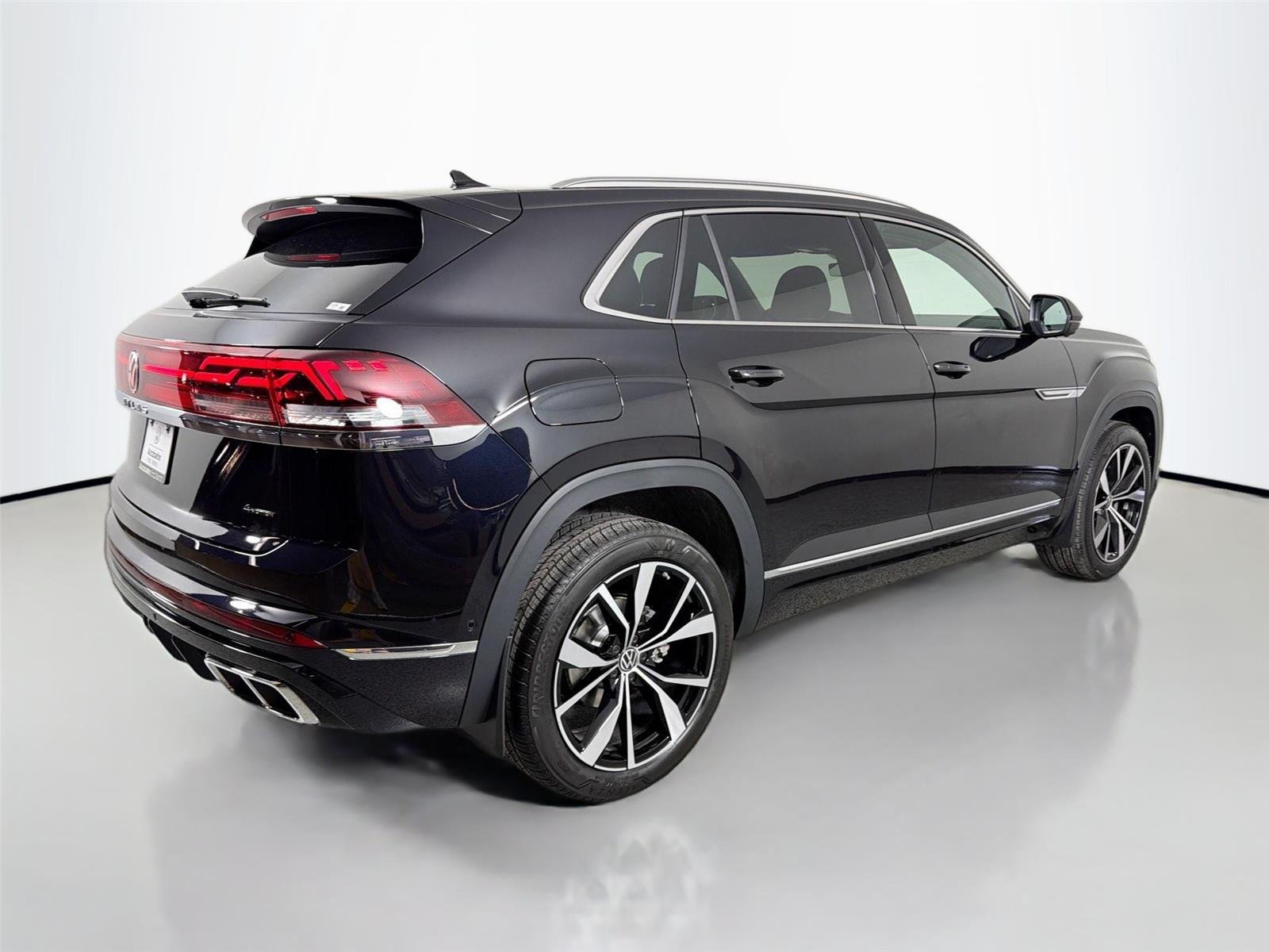 New 2026 Deep Black Pearl Volkswagen 2.0T SEL Premium R-Line image 5