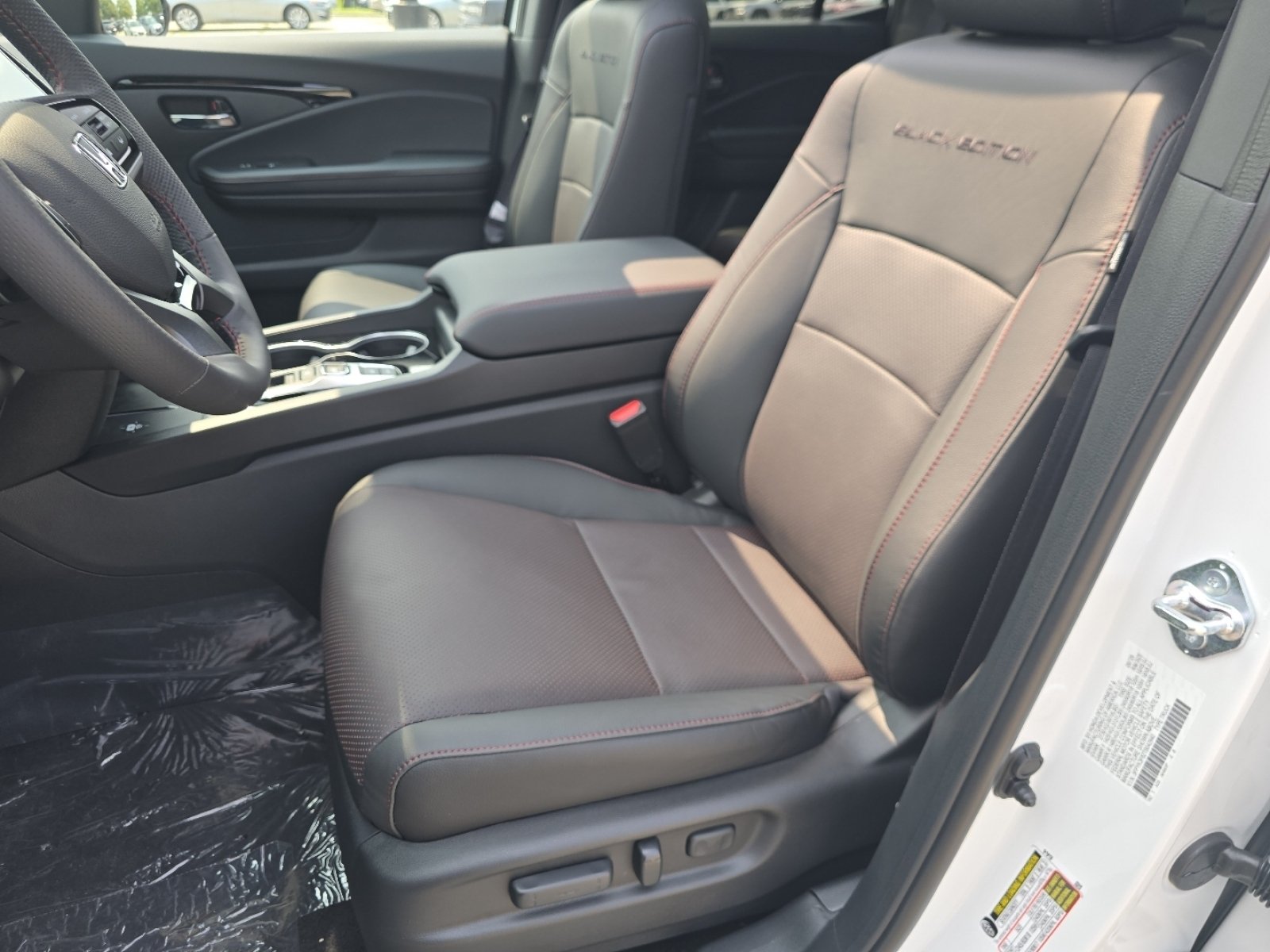 New 2026 Platinum White Pearl Honda Black Edition image 24