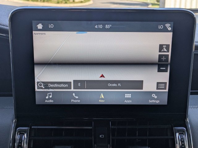 Used 2018 Black Lincoln Reserve image 23