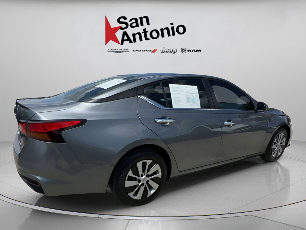 Used 2021 Gray Nissan 2.5 S image 15
