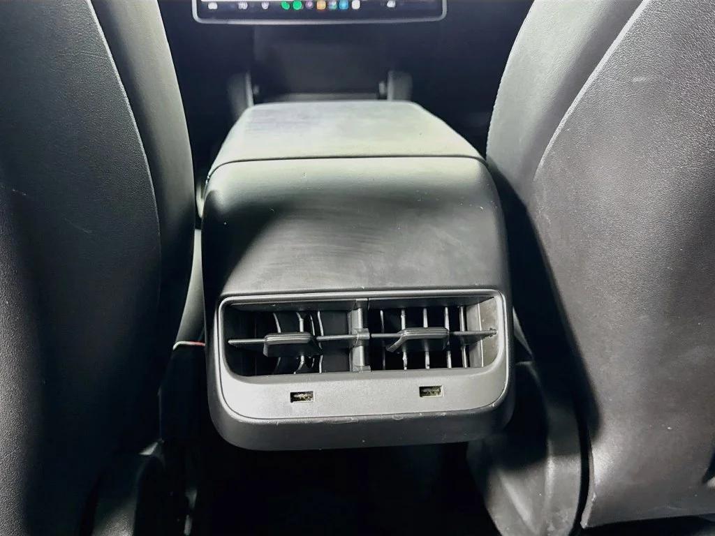 Used 2019 Solid Black Tesla Long Range image 31