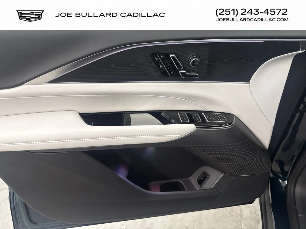 2026 Cadillac LYRIQ Luxury - Photo 7