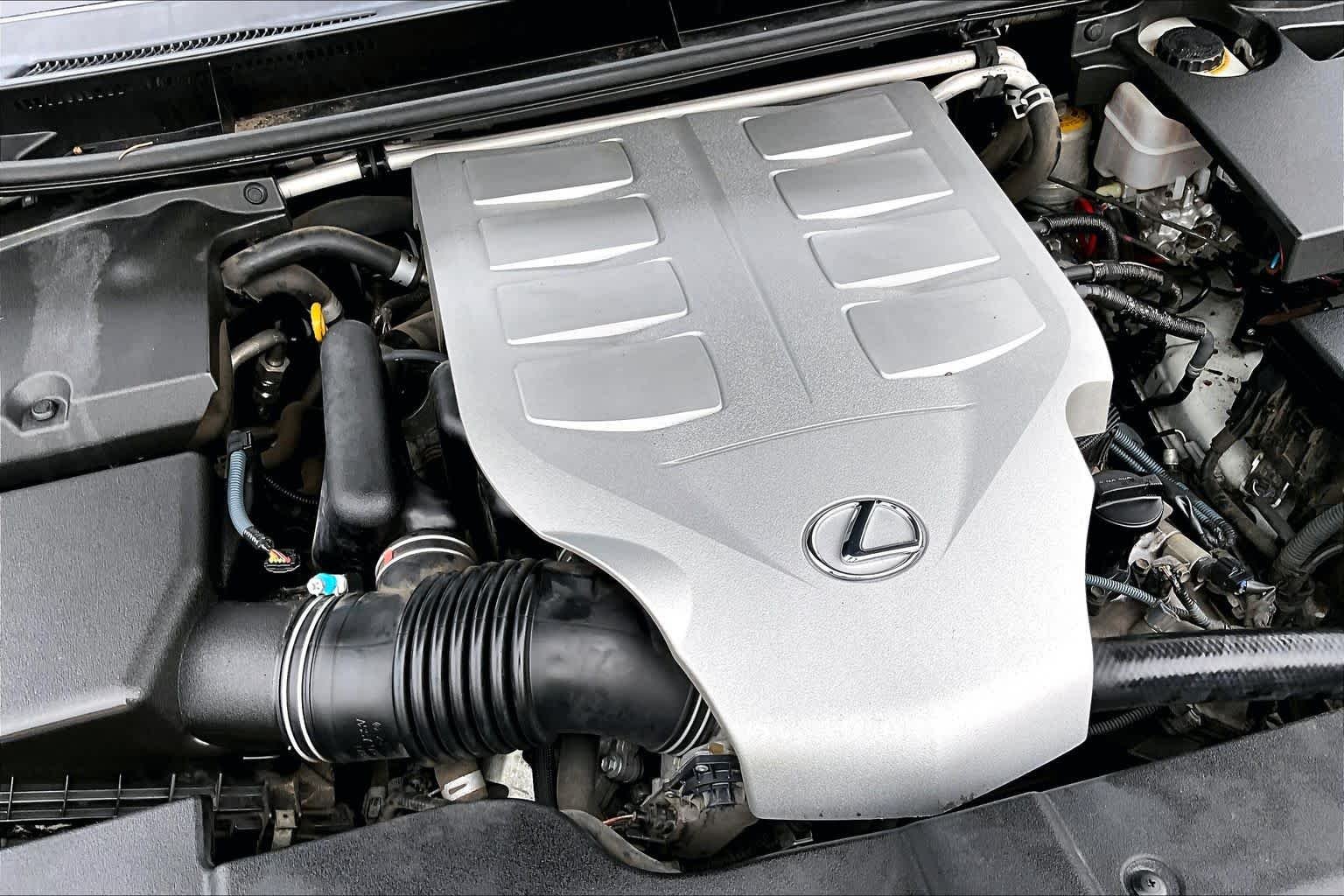 Used 2015 Starfire Pearl Lexus  image 32
