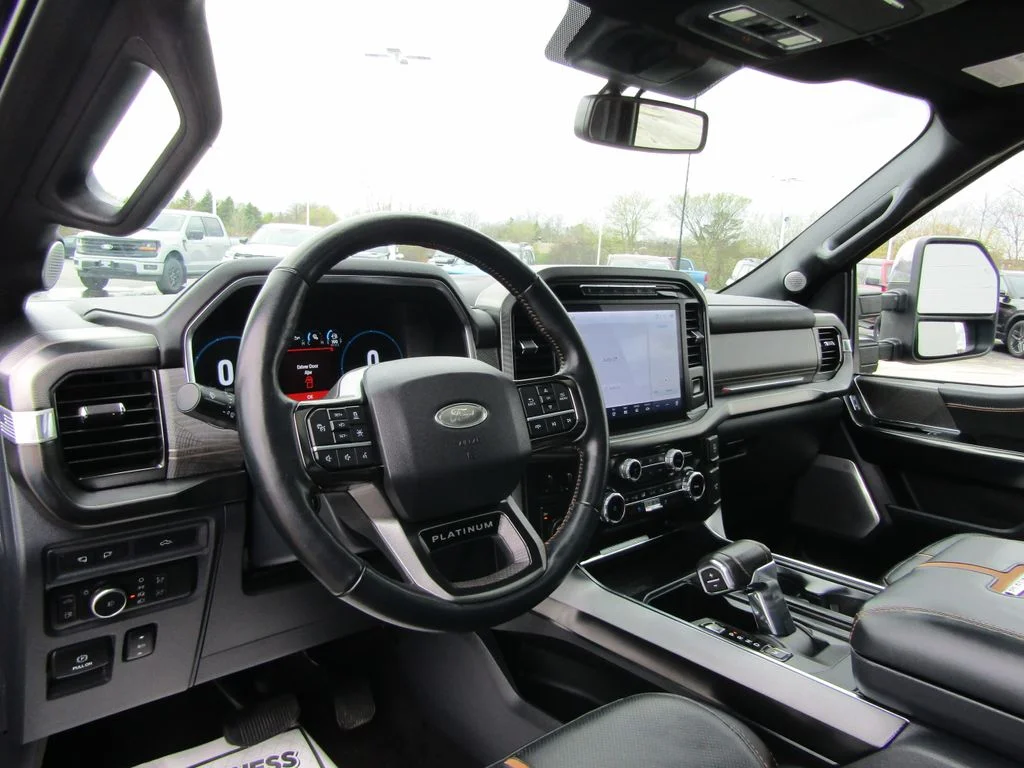 Used 2022 Agate Black Metallic Ford Platinum image 16