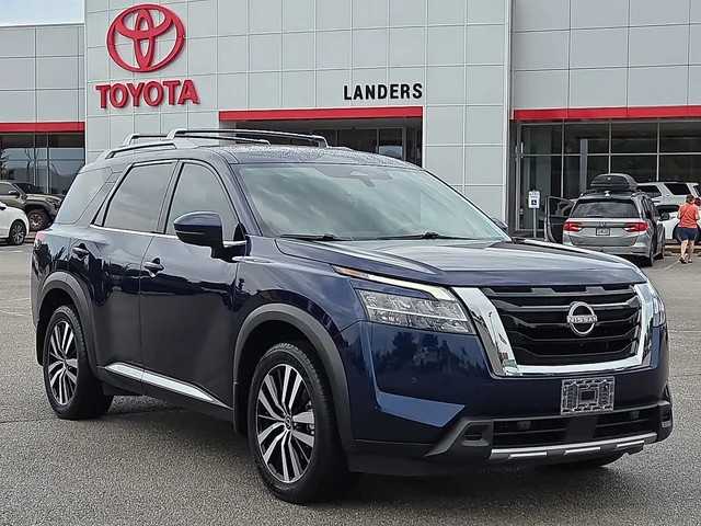 2024 Nissan Pathfinder Platinum