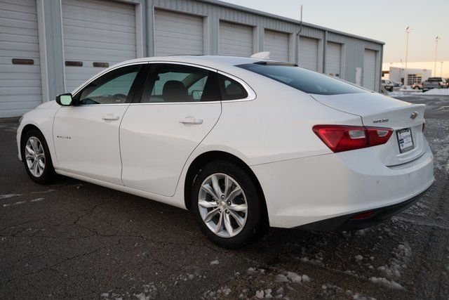Used 2024 Summit White Chevrolet LT image 7