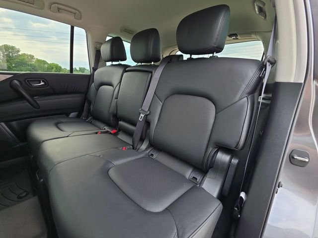 Used 2023 Gun Metallic Nissan SL image 30