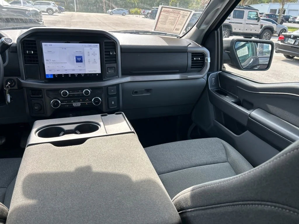 Used 2025 Black Ford XLT image 12
