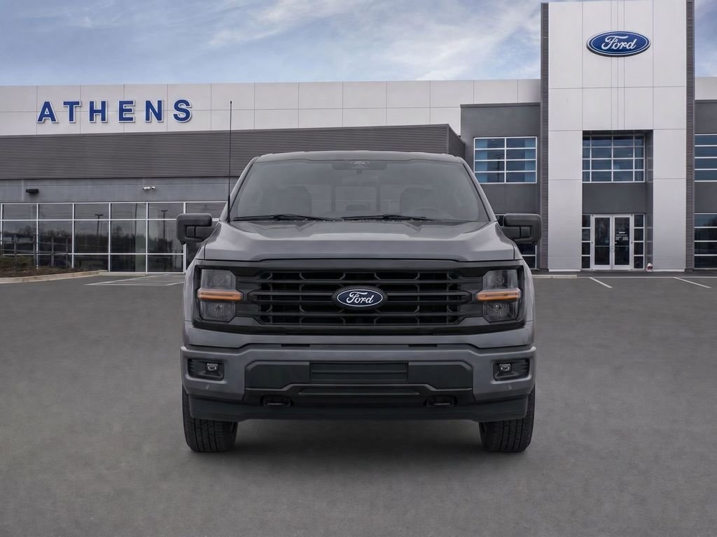 New 2026 Carbonized Gray Metallic Ford XLT image 5
