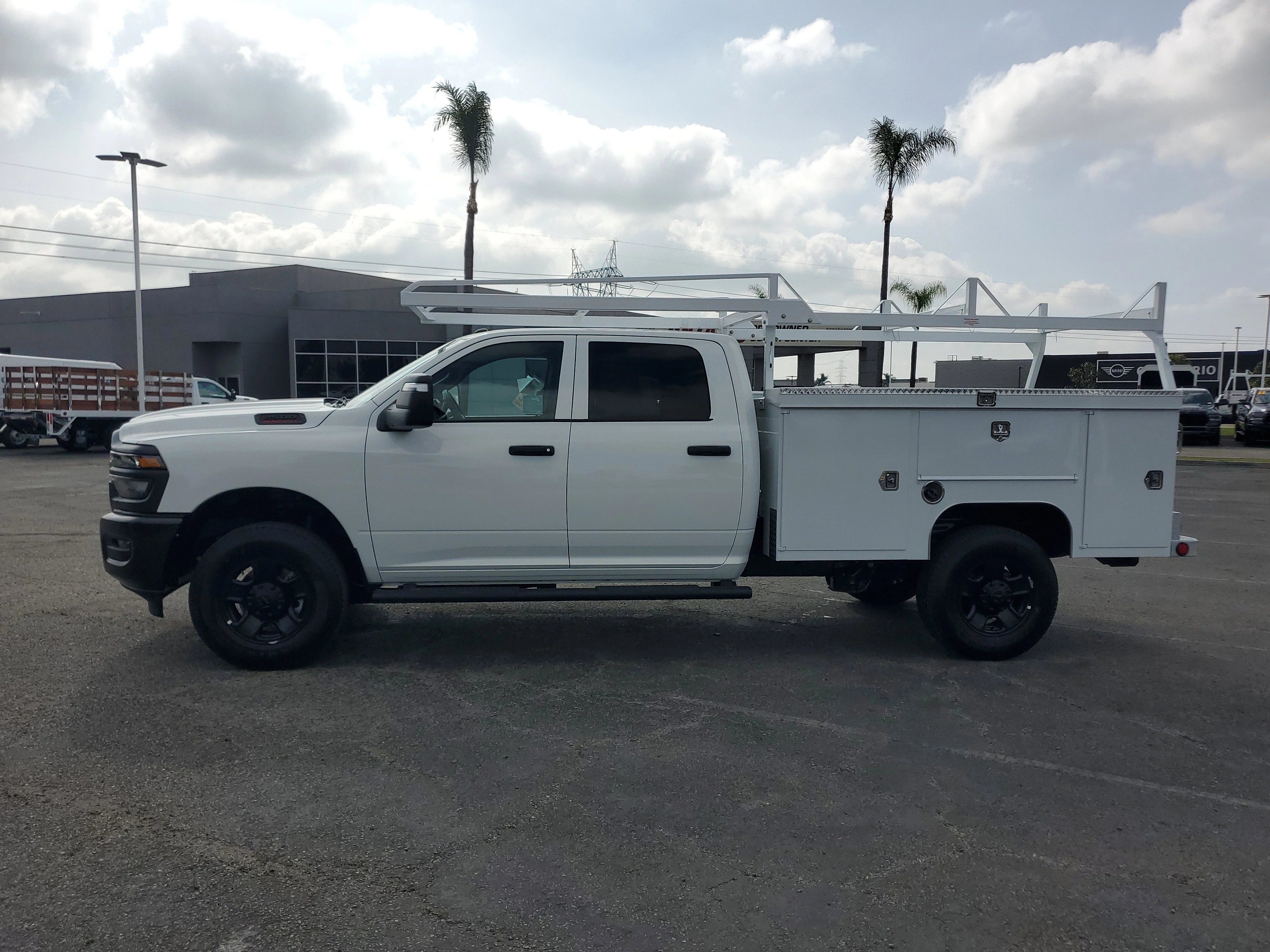 New 2026 Bright White Clearcoat RAM Tradesman image 7