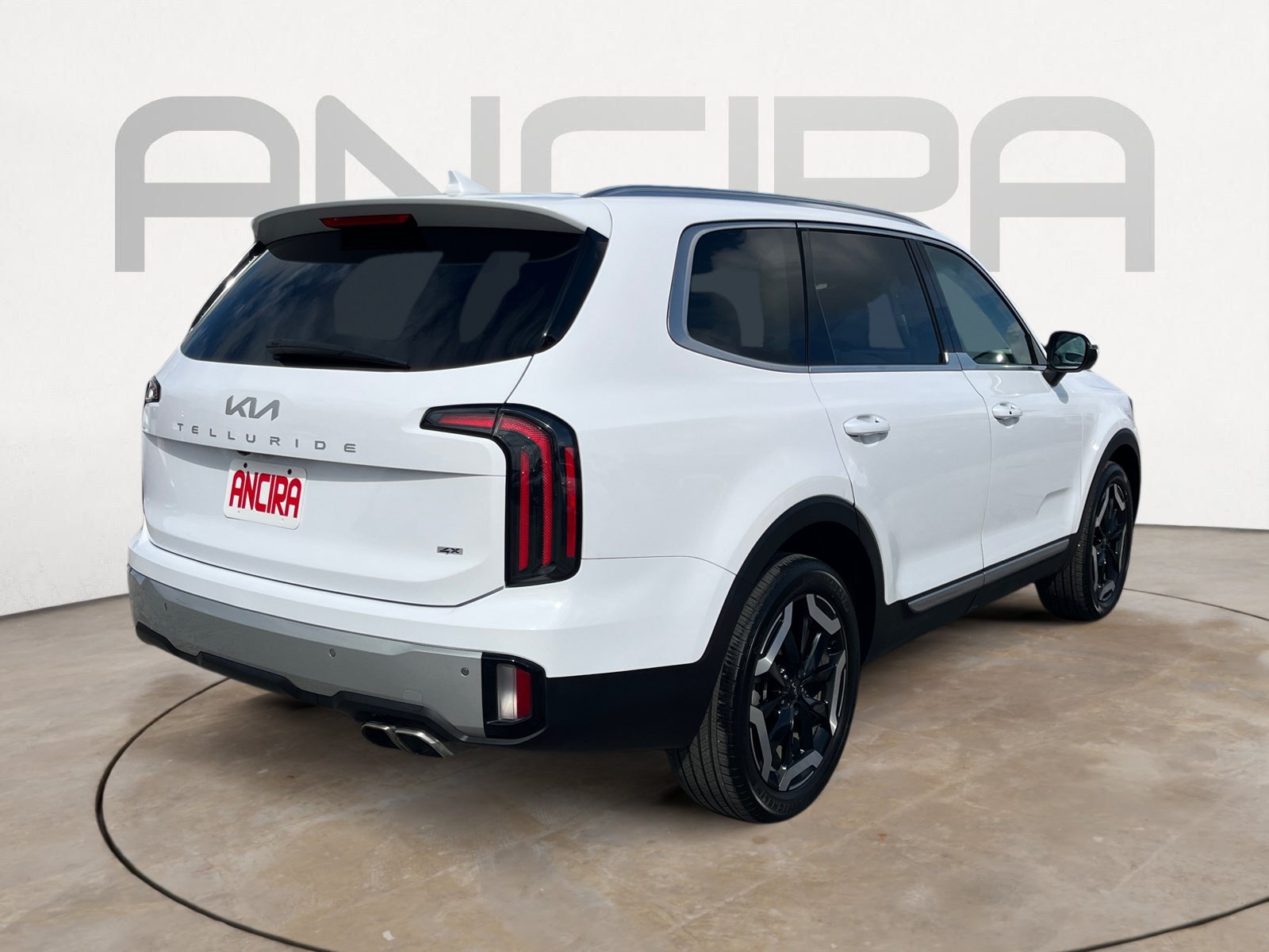 Used 2023 White Kia EX image 10