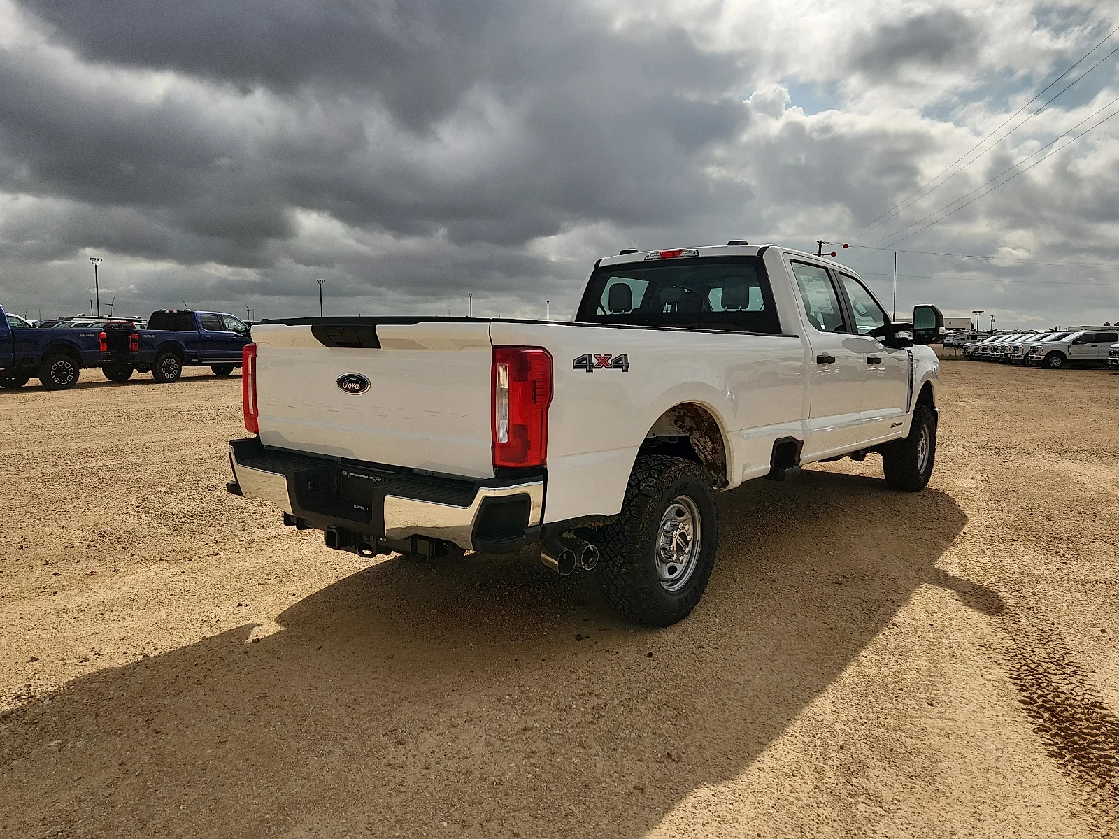 New 2026 Oxford White Ford F-250® XL image 7