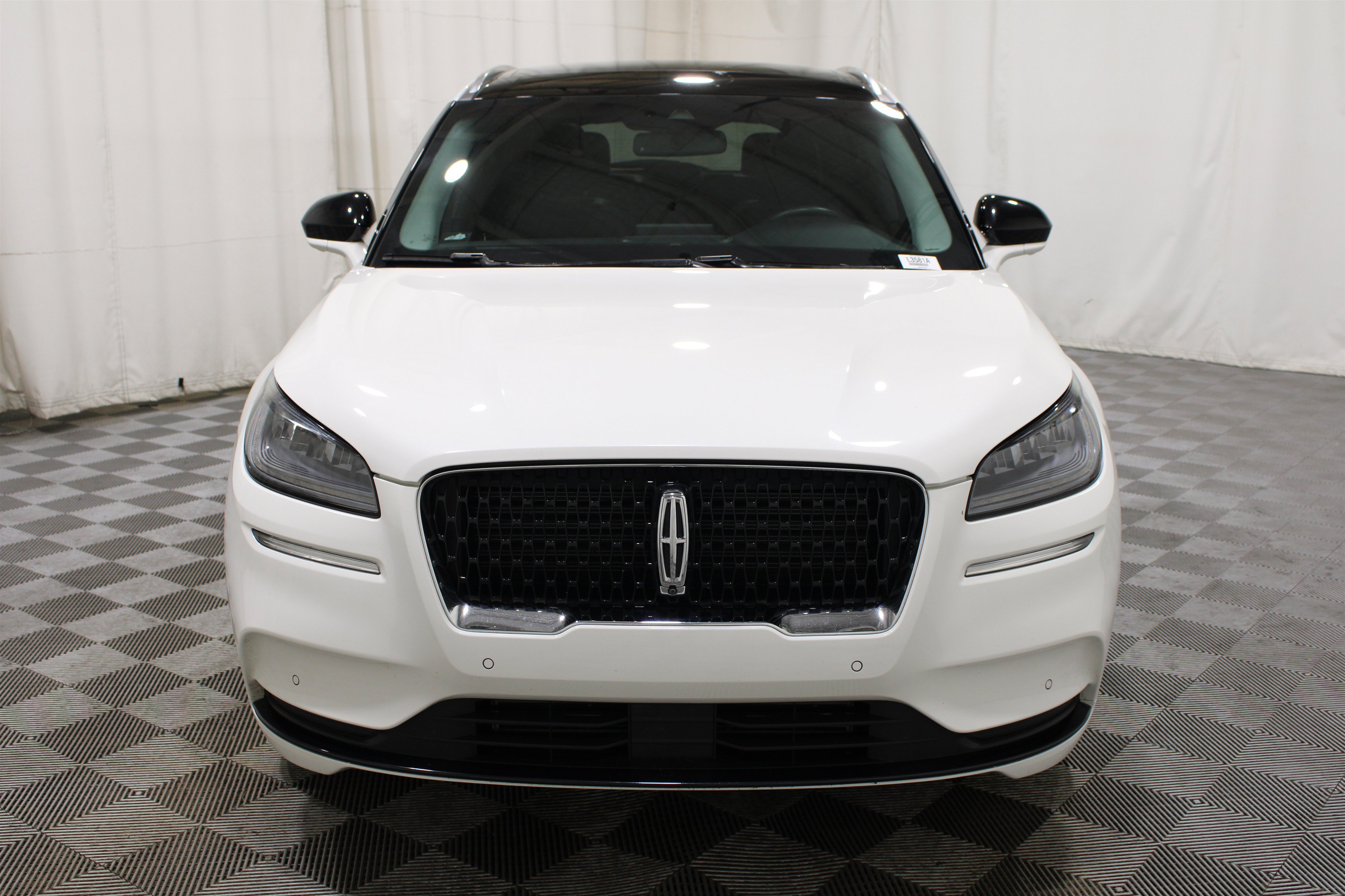 Certified Used 2022 Pristine White Metallic Tri-Coat Lincoln Standard image 35