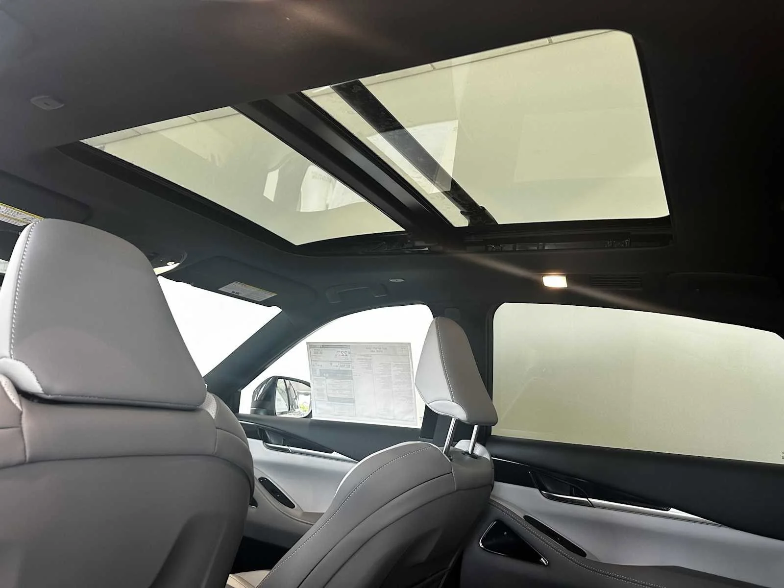 New 2027 RADIANT WHITE INFINITI Sport AWD image 12
